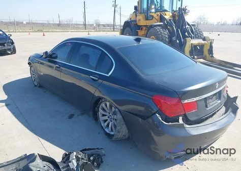 2011 BMW 750Li z USA, uszkodzony, nr VIN WBAKB8C52BCY66290